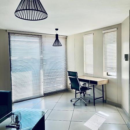 Modernluxe Apartment Windhoek Luaran gambar