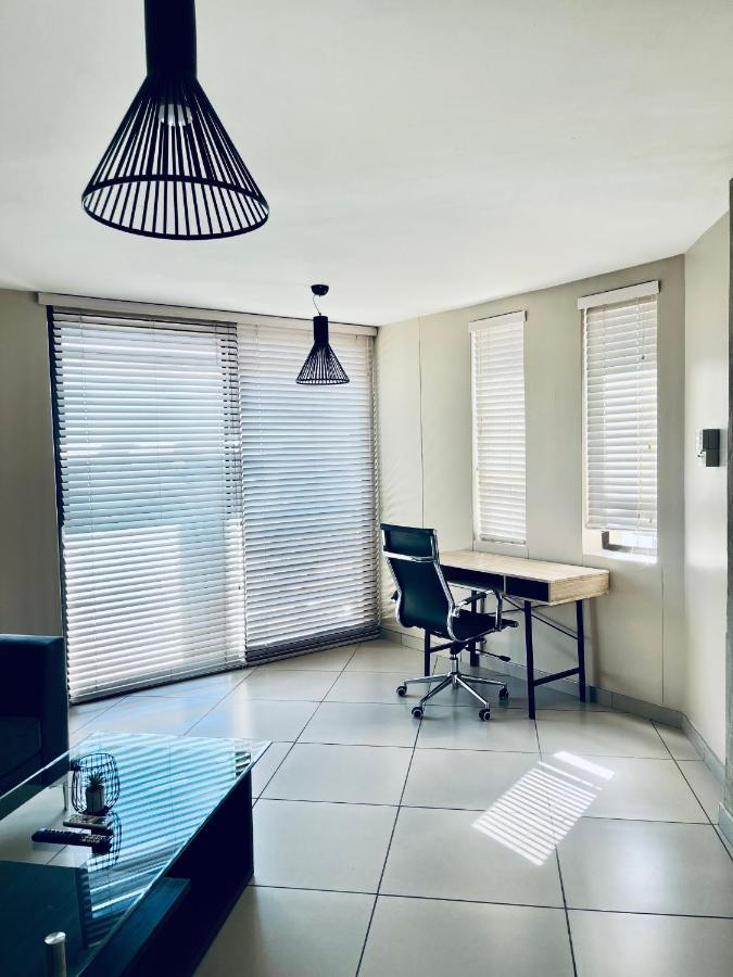 Modernluxe Apartment Windhoek Luaran gambar