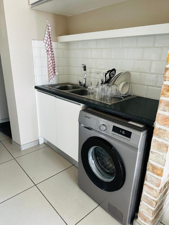 Modernluxe Apartment Windhoek Luaran gambar